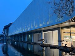 -罗红摄影艺术馆