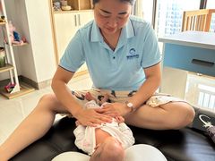 -鲸鱼妈妈月嫂/育婴师定制