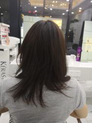 -艾米莉 烫染沙龙