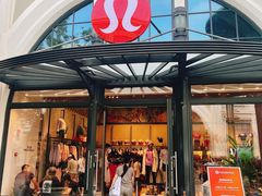 -lululemon(比斯特购物村店)
