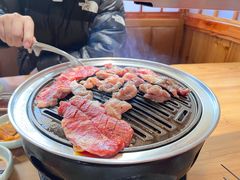 -汉城烤肉·黑金冠(华山路店)