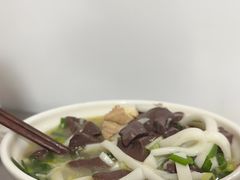 -文山荷鲜居(翠湖店)