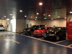 -虹桥天地-停车场