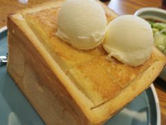 珍宝蜂蜜厚多士-去茶去餐厅(中央大街店)