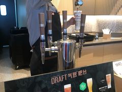 -星巴克臻选(上海合生汇1F店)