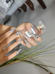 -瞧·享轻奢美甲美睫