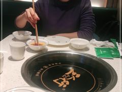 -三人行骨头王火锅(长寿店)