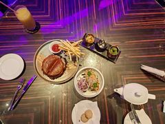 -OZONE 顶楼酒吧(香港丽思卡尔顿酒店)