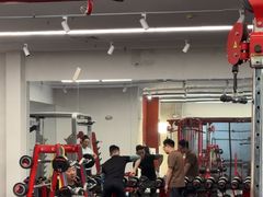 -极客游泳健身(王府井店)