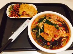-水平有限螺蛳粉(宏达大厦店)