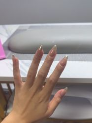 -小黑瓶美甲美睫