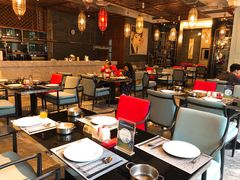 -梅园国际大酒店·自助餐厅(光明港店)