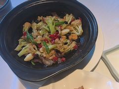 -八府香鸭·啫啫煲(华山路店)