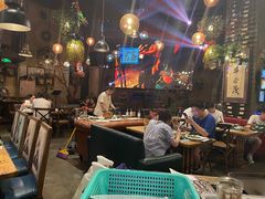 大堂-胡桃里乐队酒馆(鎏嘉码头店)