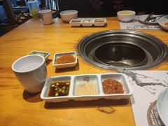 -唯成•韩国炭火烤肉 유성고기