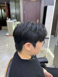 -藤野造型烫发染发