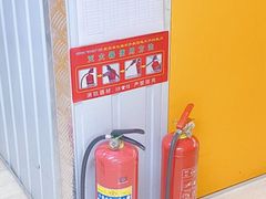 -安东易迷你自助仓储寄存仓库(杨浦店)