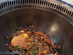 -哈尔滨烧烤·山河村铁锅炖(交大店)