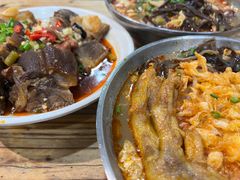 卤猪蹄-西环肥仔螺蛳粉(总店)