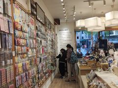 -猫的天空之城概念书店(大学路店)