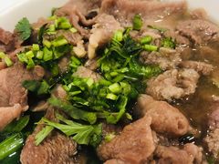 奔跑牛肉-犇逸·乐山跷脚牛肉·四川现炒(览海店)