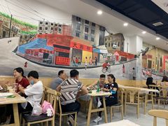 大堂-江城燕子大排档(江汉路步行街店)