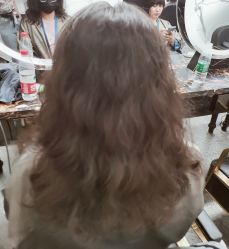 -东方美妍