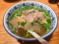 -嘻小北·兰州清汤牛肉面(太平洋森活天地店)