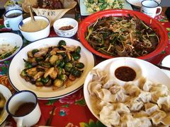 -闯关东东北农家菜(崂山石老人店)