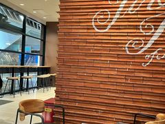 -星巴克(上海虹桥新天地二店)