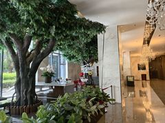 -上海虹桥西郊假日酒店