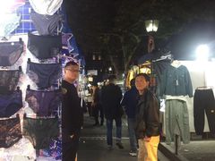 -吴山路夜市