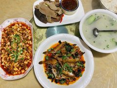 -洪霞餐馆