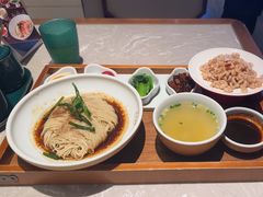 -松鹤面馆·古法焖肉面(观前店)