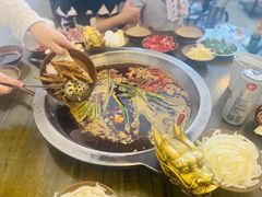 -黄潇洒老火锅(九眼桥宏济巷店)