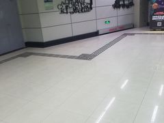 -上海体育场(地铁站)