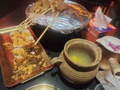 -何师烧烤Pro ·江湖川菜·小龙虾·精酿啤酒(太古里旗舰店)