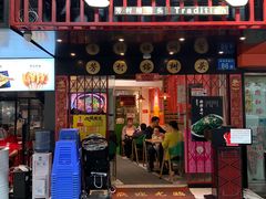 -芳村榕树头叹佬鸡煲(体育西店)