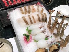 -红鼎豆捞·非遗鲍皇汤火锅(宝丰路店)