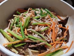 鸡丝凉米线-云海肴·汽锅鸡·云南菜(美罗城店)