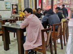 大堂-胡家包子·清真(大众巷店)