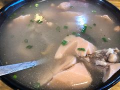 筒子骨莲藕汤-湘聚南县土菜馆(龙山二路店)