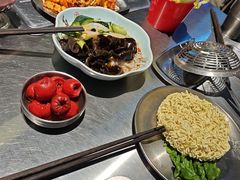 -马路牙子烧烤音乐酒馆(望京店)
