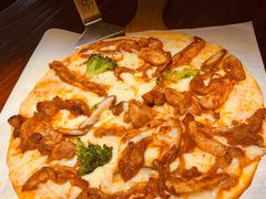 奥尔良鸡肉披萨-秀·爱尔兰餐吧(上海路店)