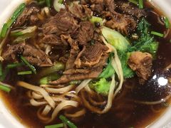 红烧牛肉面-苏渝轩锅盖面(润州万达广场店)