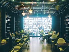 iphone_upload_pic-钟书阁(松江泰晤士小镇店)