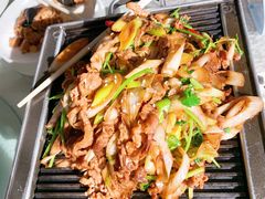 葱爆羊肉-旺顺阁鱼头泡饼(小红门店)