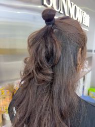 -首脑美发沙龙