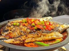 -鸣记脆皮烤鱼(三八广场店)