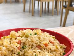 -江城燕子大排档(江汉路步行街店)